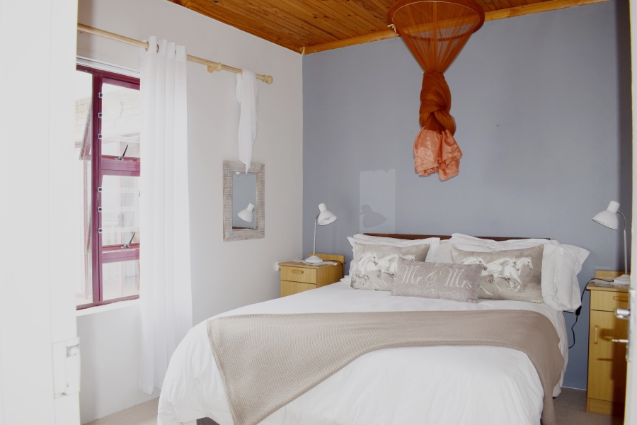 3 Bedroom Property for Sale in Struisbaai Western Cape